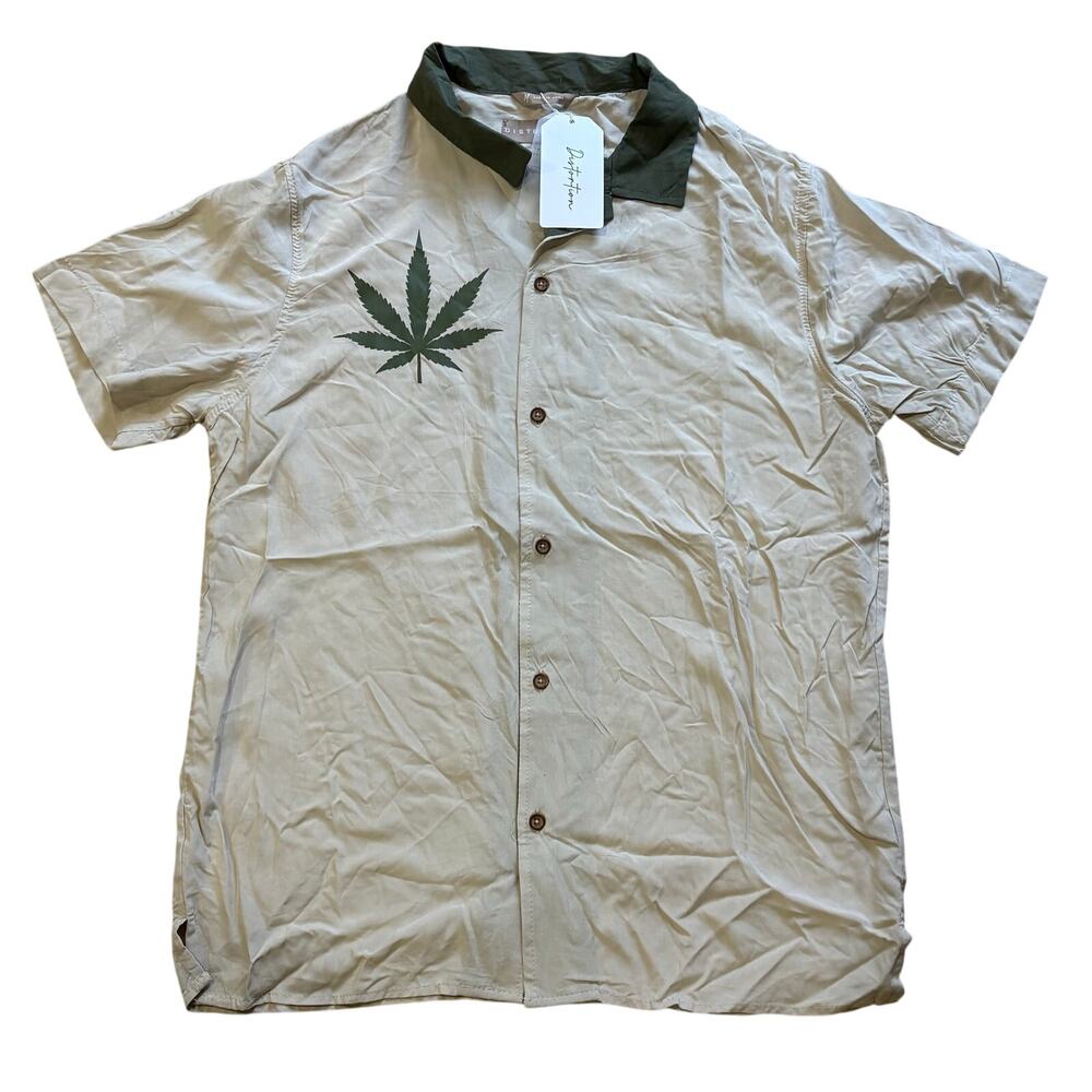 NWT Distortion Marijuana Pot Leaf Button Down Shirt Casual Resort Vacation
